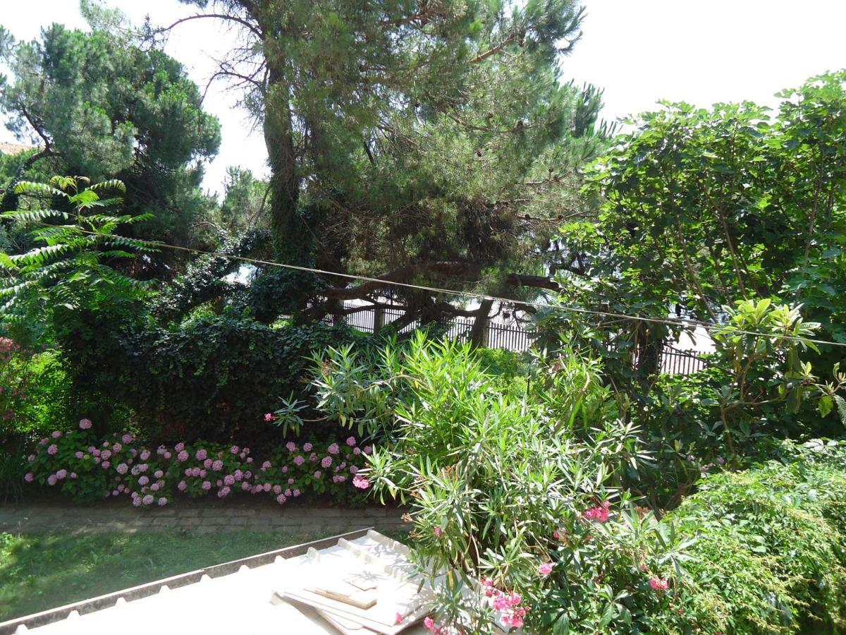 Marinaressa Biennale Terrazza Apartment เวนิส ภายนอก รูปภาพ
