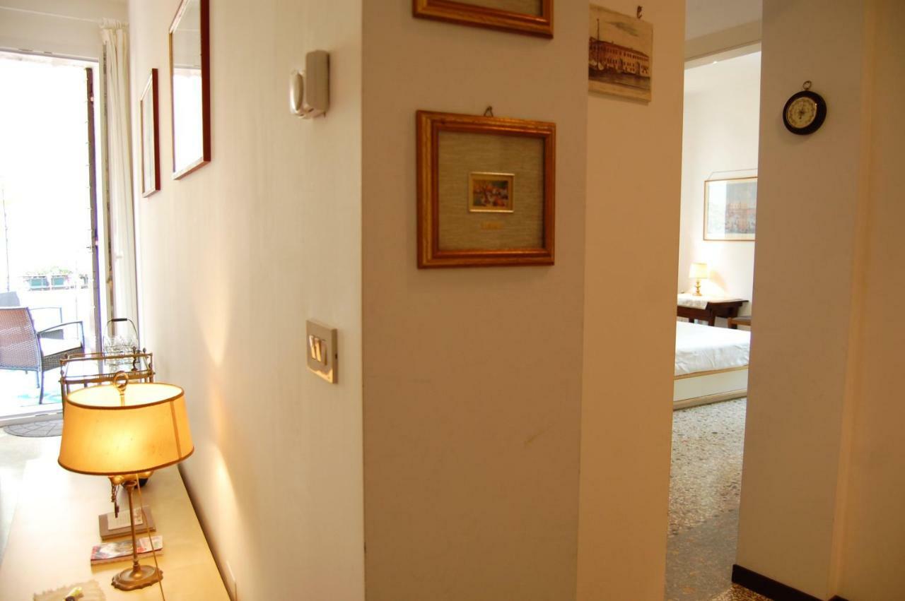 Marinaressa Biennale Terrazza Apartment เวนิส ภายนอก รูปภาพ